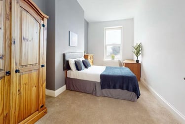 5 bed flat, Greenbank Terrace, Greenbank, Plymouth, PL48QF - Image 2